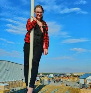 Meet your Posher, Kayla